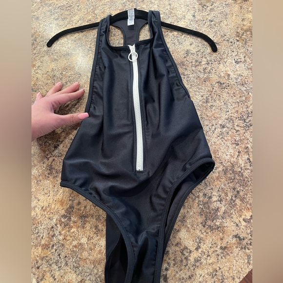 🖤 American Apparel Nylon Tricot Zip Up One Piece - Small 🖤 - Picture 6 of 8